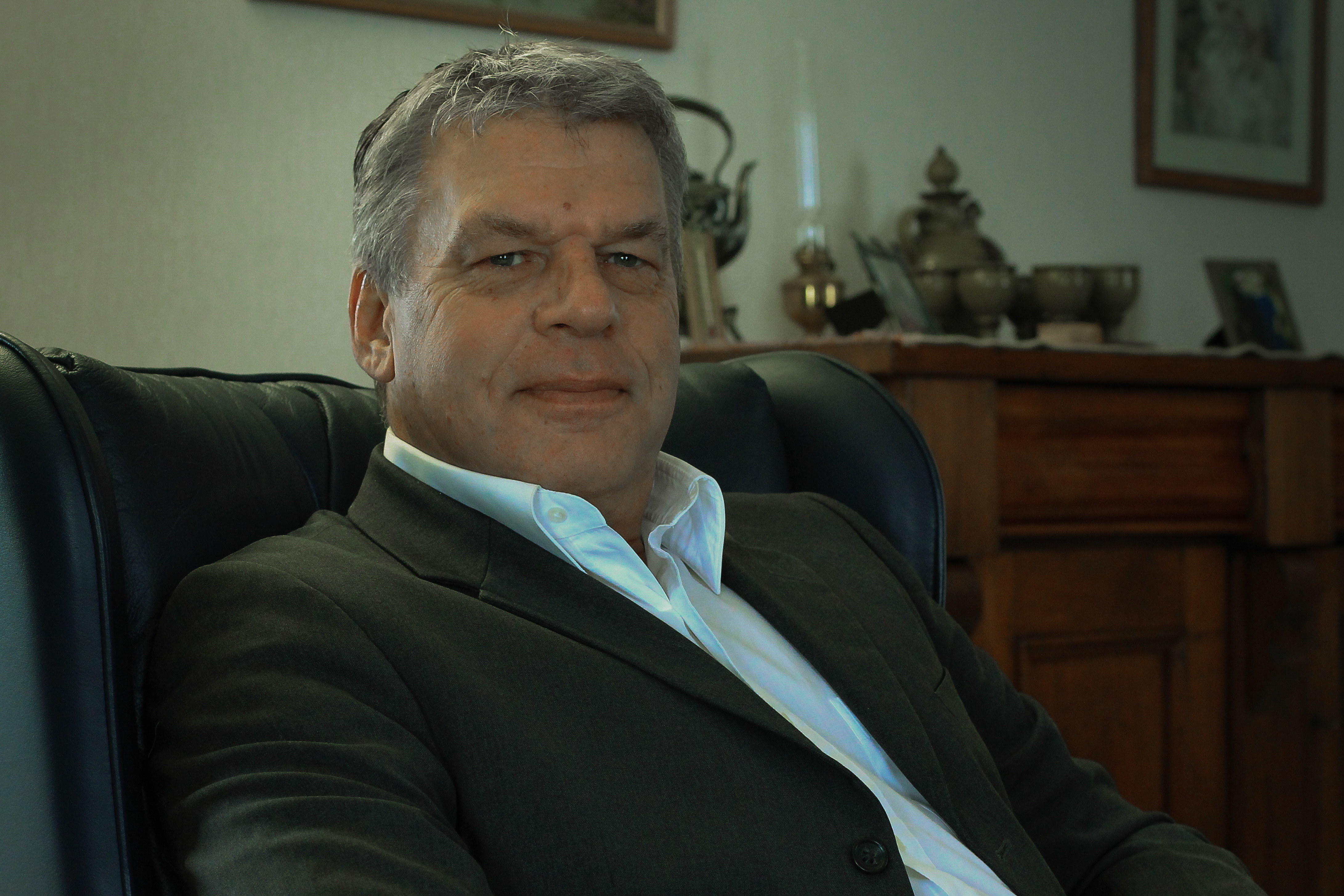 Paul W Feenstra 2016